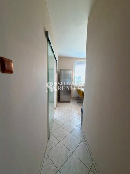 3-izb.byt Čermáň! 84 m², balkón, rekonštrukcia, zariadenie