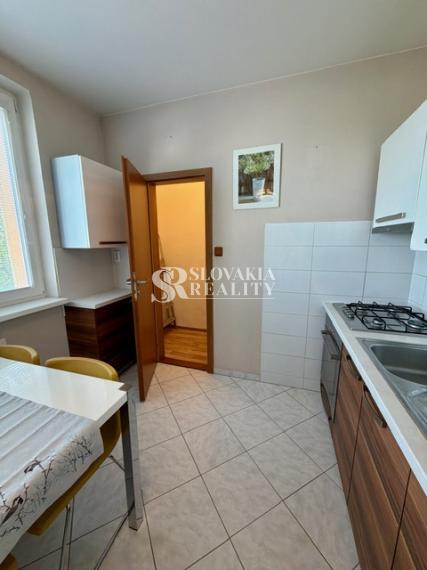 3-izb.byt Čermáň! 84 m², balkón, rekonštrukcia, zariadenie