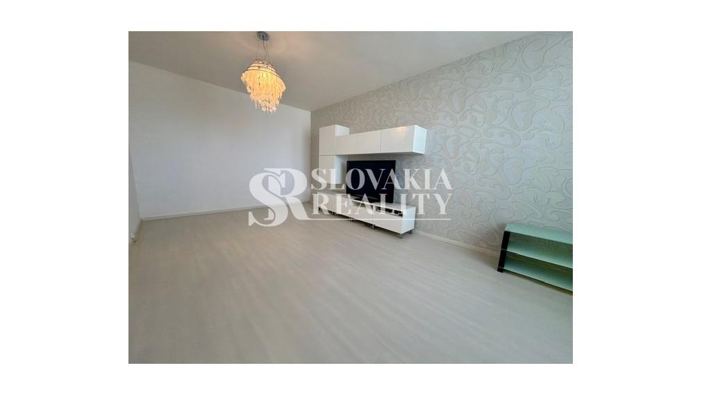 3-izb.byt Čermáň! 84 m², balkón, rekonštrukcia, zariadenie