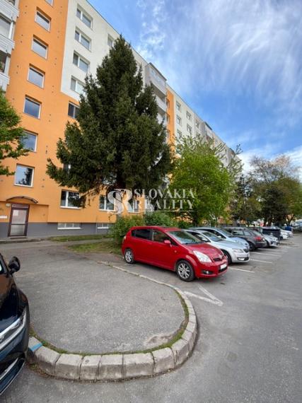 3-izb.byt Čermáň! 84 m², balkón, rekonštrukcia, zariadenie