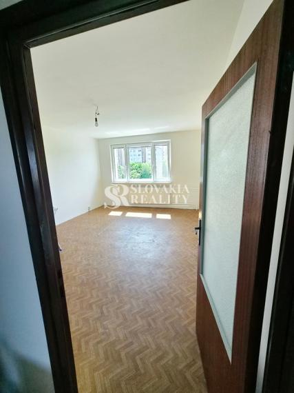 Veľký 3-izbový byt 78 m² s lodžiou Diely-Nitra