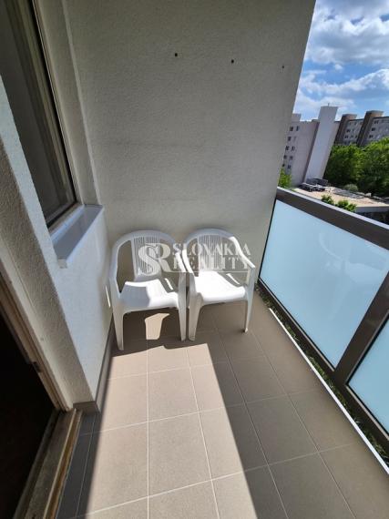 Veľký 3-izbový byt 78 m² s lodžiou Diely-Nitra