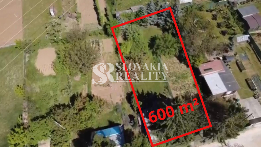 Slnečný pozemok Párovské Háje, IS, 600 m²