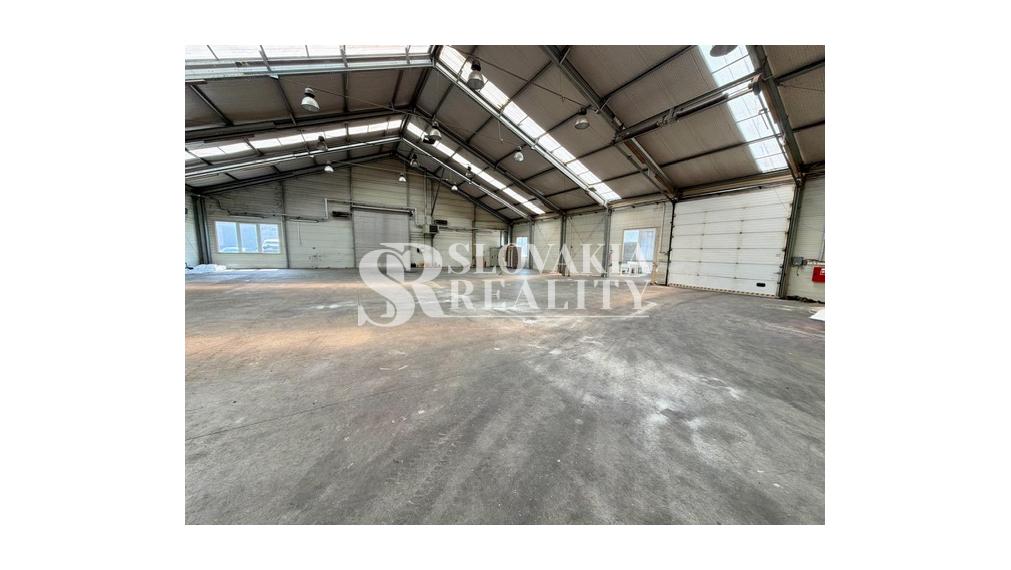 Prenájom haly 700 m² s rampou Nitra – Krškany