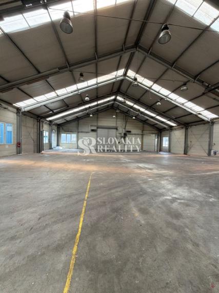 Prenájom haly 700 m² s rampou Nitra – Krškany