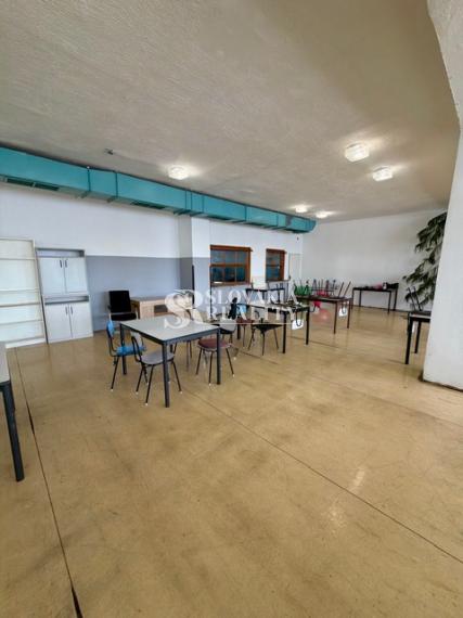Multifunkčný priestor 225 m² Nitra - Horné Krškany