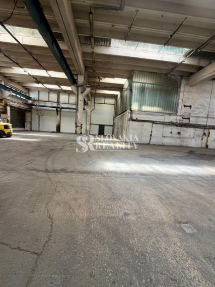 Prenájom haly 700 m² so žeriavmi Nitra – Krškany
