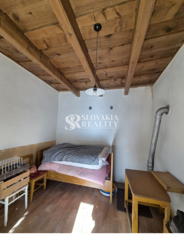 Výnimočný dom s vysokými stropmi a záhradou 1 201 m²