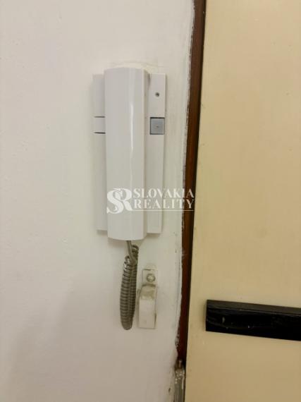 Priestranný 3-izbový byt s balkónom | 80 m² | Chrenová