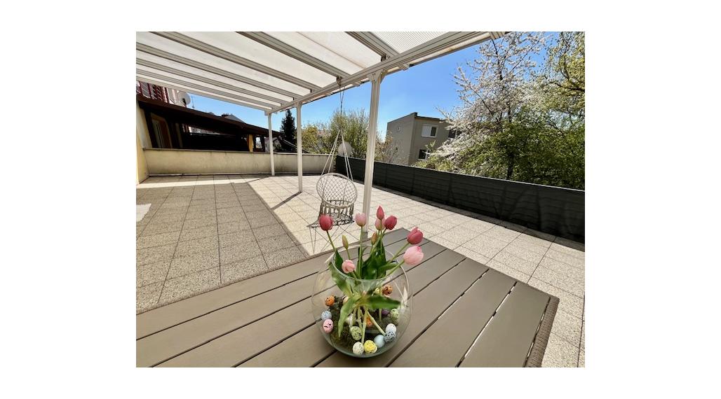 3.izb.byt 112 m2, s terasou o veľkosti 50m2 a garážou