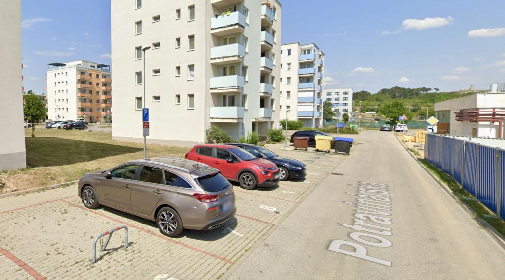 Parkovacie miesto Dúhové bývanie, Potravinárska ulica