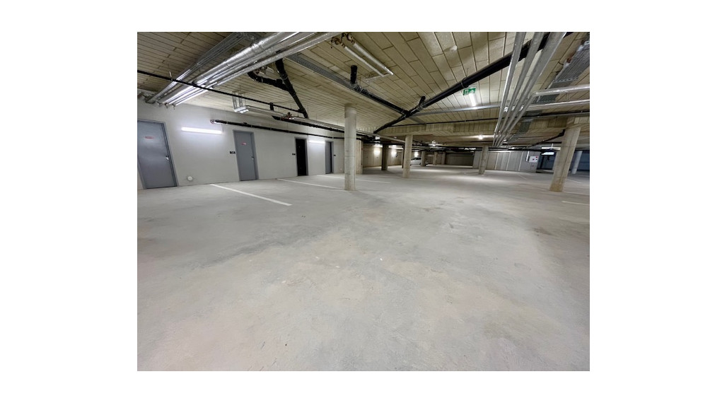 Parkovacie miesto v garáži + pivničná kobka, investícia