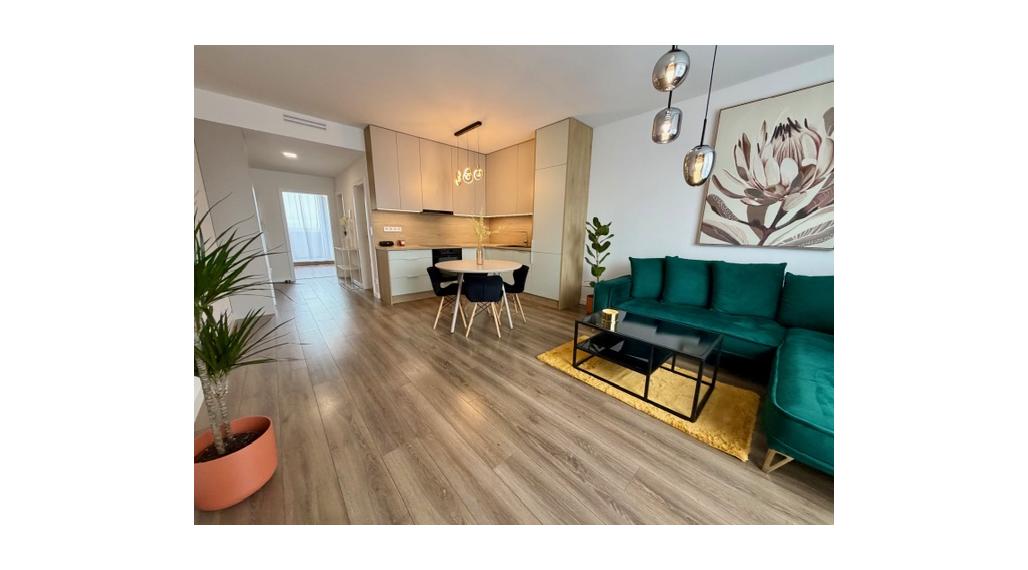 Luxusne zariadený 2-izbový byt s 2 balkónmi - Nová Nitra