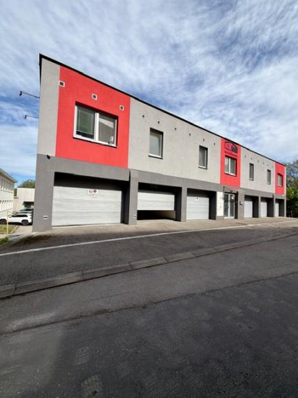 Garáž 19m² na diaľkové ovládanie Nitra- Čermáň