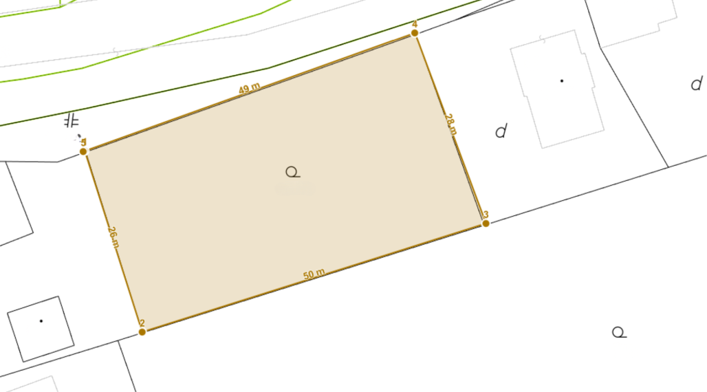 VEĽKÝ POZEMOK 1 403 m², studňa, siete