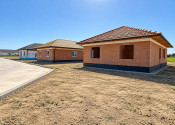 PREDPREDAJ! 4-izb. bungalov Topoľnica, kolaudácia dec. 2026! - fotografia 5