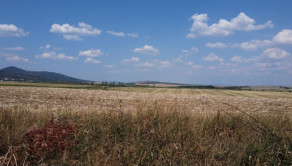 Investičný pozemok 731 m2 Nová Chrenová - fotografia 1