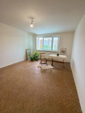 3izb. byt 78 m², samostané izb, lodžia z kuchyne, Zvolenská - fotografia 12