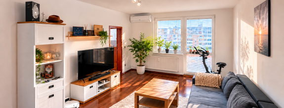 Veľký 2 izb. BYT s balkónom 65m2, 10/11 Nitra -Klokočina