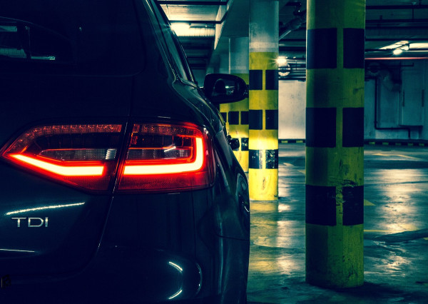 Parkovanie v parkovacom dome Polygón. Parkovacia karta