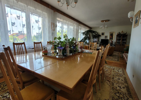 6-izb.RD, Nitra-Zobor, 980 m2 pozemok, garáž