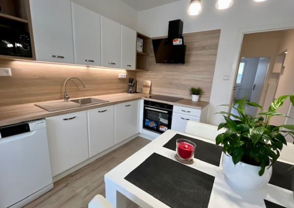 Veľký, svetlý, novozrekonštruovaný 3-izb.byt