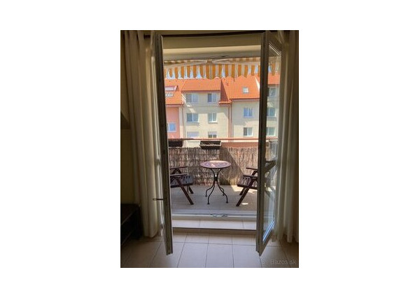 2-izb. byt na prenájom, Zobor, 67,5m2, veľký balkón