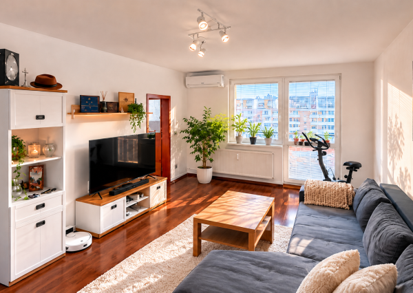 Veľký 2 izb. BYT s balkónom 65m2, 10/11 Nitra -Klokočina