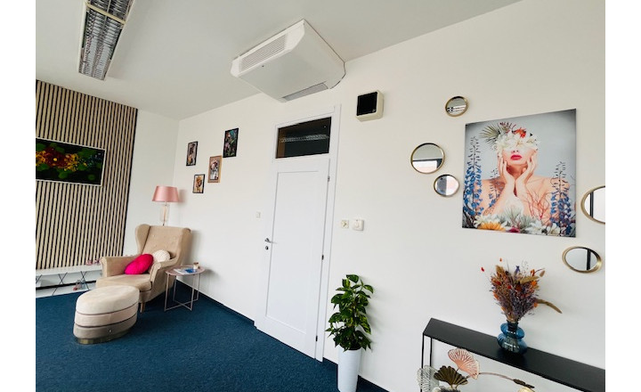 Centrum mesta, parkovanie, klimatizácia, od 30 do 120m2 - fotografia 5