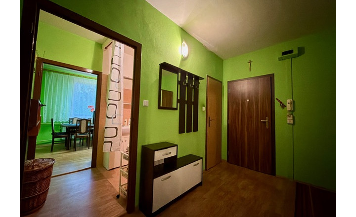 VEĽKÝ 3 izb.byt Alexyho ulica, VYPRATANÝ, balkón, pivnica - fotografia 7