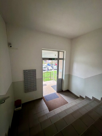 VEĽKÝ 3 izb.byt Alexyho ulica, VYPRATANÝ, balkón, pivnica - fotografia 30