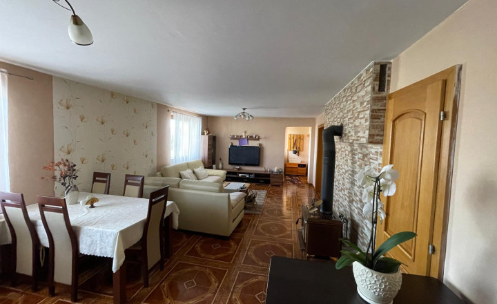 RD pre veľkú rodinu, Rišňovce, 5izieb, 3 kúpelne, 2 vstupy - fotografia 13