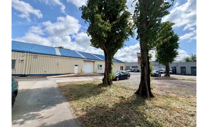Prenájom haly 700 m² s rampou Nitra – Cabaj - fotografia 12