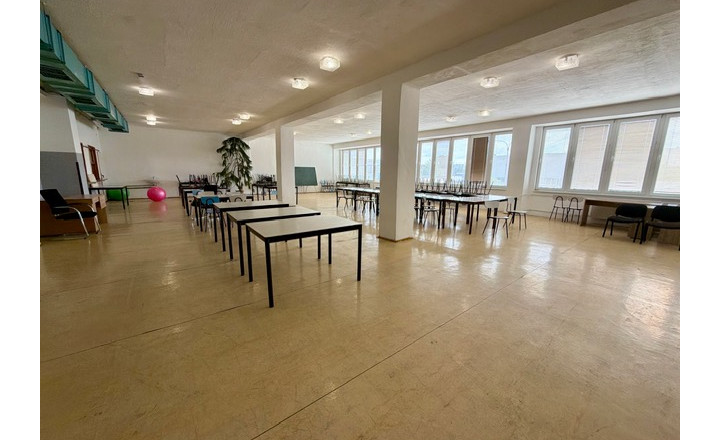 Multifunkčný priestor 225 m² Nitra - Cabaj