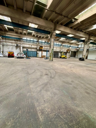 Prenájom haly 1100 m² so žeriavmi Nitra – Cabaj - fotografia 2