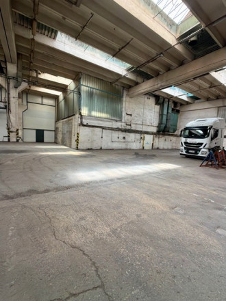 Prenájom haly 1100 m² so žeriavmi Nitra – Cabaj - fotografia 4