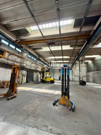 Prenájom haly 1100 m² so žeriavmi Nitra – Cabaj