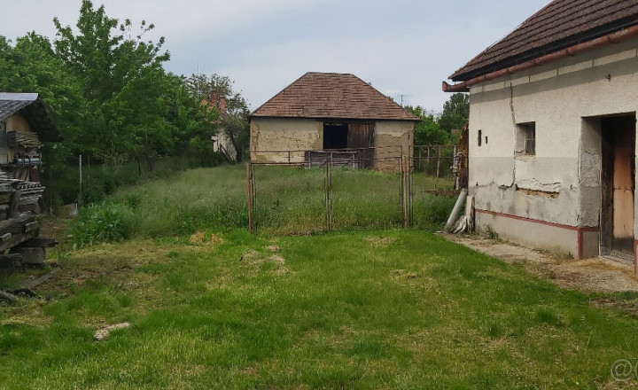 REZERVOVANÝ! Stavebný pozemok 1 201 m², IS - Horný Oháj - fotografia 4
