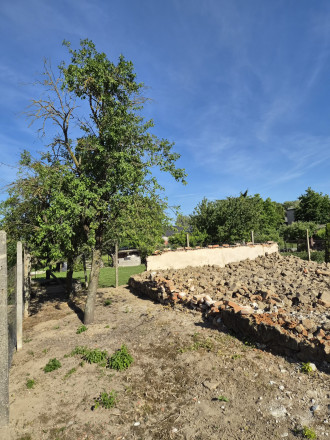 REZERVOVANÝ! Stavebný pozemok 1 201 m², IS - Horný Oháj - fotografia 12