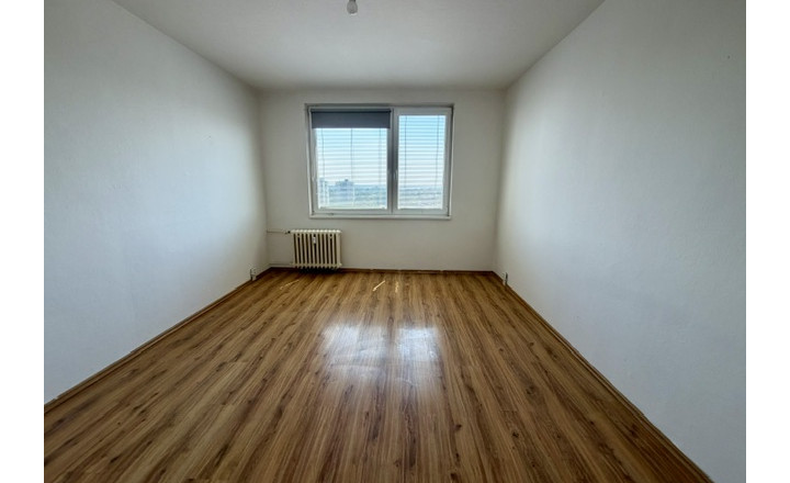 Chrenová! Veľký 3-izbový byt s balkónom | 80 m² | - fotografia 3