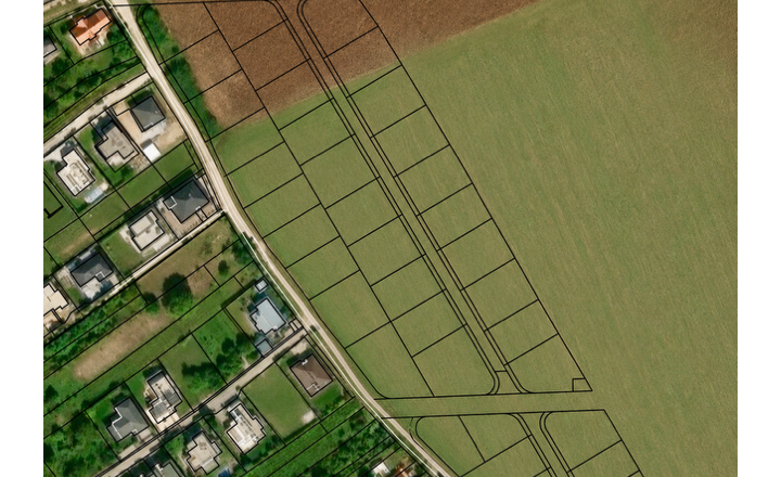 INVESTIČNÝ VEĽKY POZEMOK 973 m² - Nová Chrenová - fotografia 1