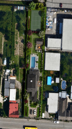 STAVEBNÝ POZEMOK - 1400 m², všetky IS na pozemku