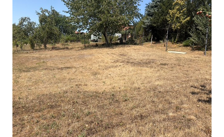 Stavebný pozemok 1 093 m², všetky siete pred pozemkom - fotografia 17
