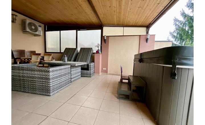 Rod.dom na prenájom, Zobor, vírivka, sauna, klimatizácia - fotografia 14