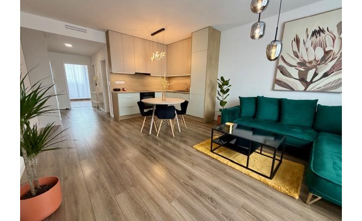 REZERVOVANÝ! Luxusný 2-izbový byt s 2 balkónmi - Nová Nitra