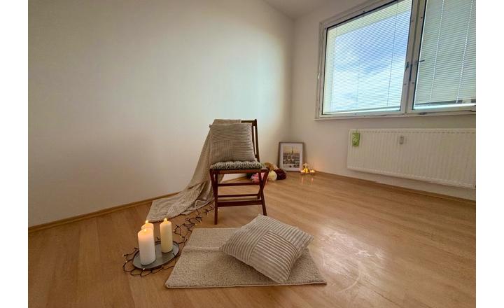 3izb. byt 78 m², samostané izb, lodžia z kuchyne, Zvolenská - fotografia 5
