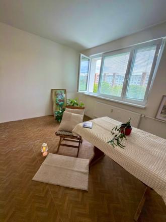 3izb. byt 78 m², samostané izb, lodžia z kuchyne, Zvolenská - fotografia 16