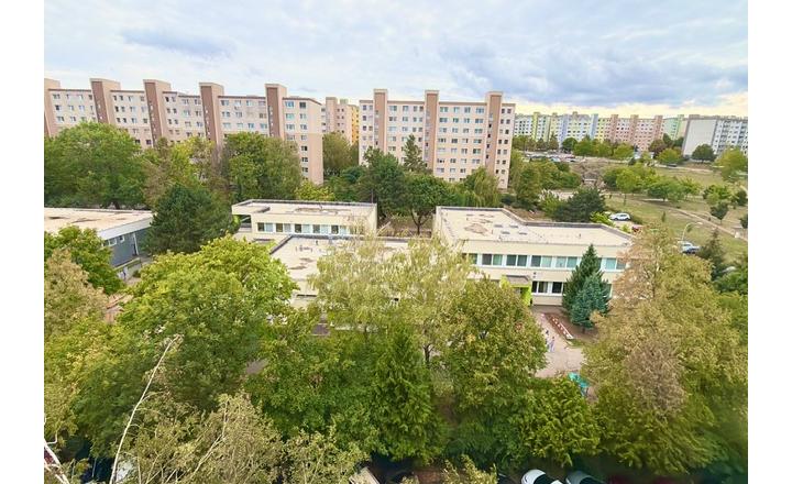 3izb. byt 78 m², samostané izb, lodžia z kuchyne, Zvolenská - fotografia 39