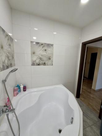 Priestranný 4-izbový byt s balkónom a komorou ul. Mikovíniho - fotografia 12