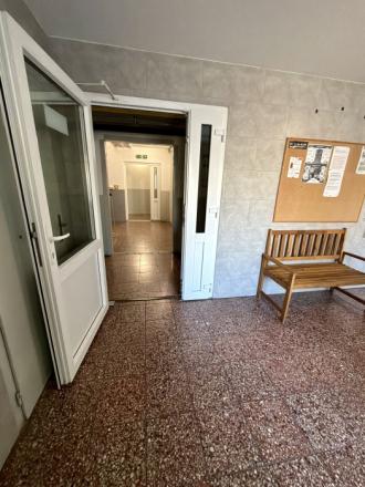 Priestranný 4-izbový byt s balkónom a komorou ul. Mikovíniho - fotografia 25